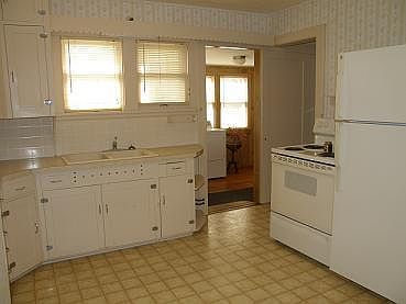 Kitchen to Laundry
