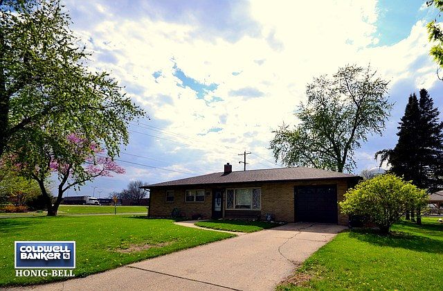1st image of 1529 Seminole Dr