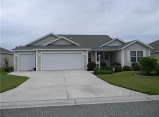 1001 Winnsboro Dr, The Villages, FL 32162