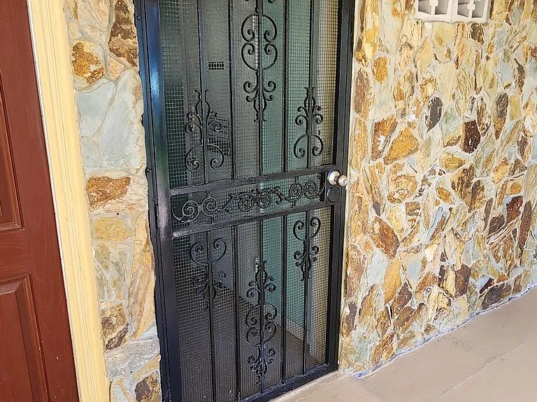 310 Taylor Ave #C19 — Photo 23