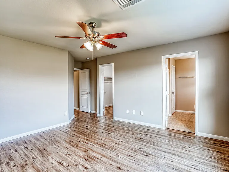 6450 Dayridge Ln — Photo 10