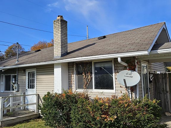 3rd image of 710 Cornelia St