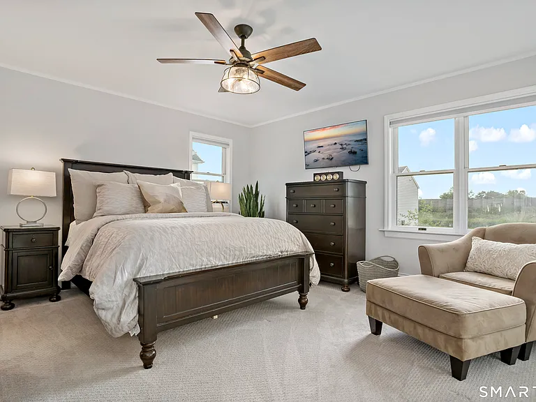 1016 Fairfield Beach Rd — Photo 7
