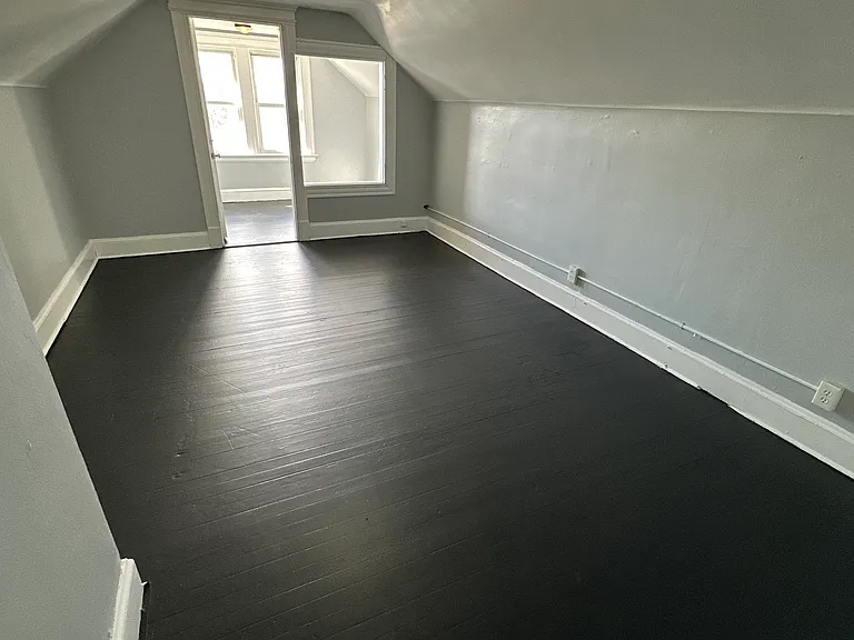 112 Shelley St #5A — Photo 13