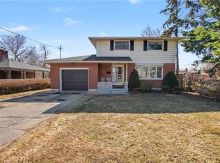 144 Avondale Rd, Cambridge, ON N3C2E7