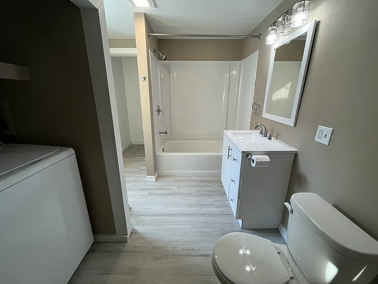 Bathroom with washer/dryer