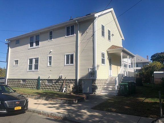 2nd image of 71-73 Emerald St