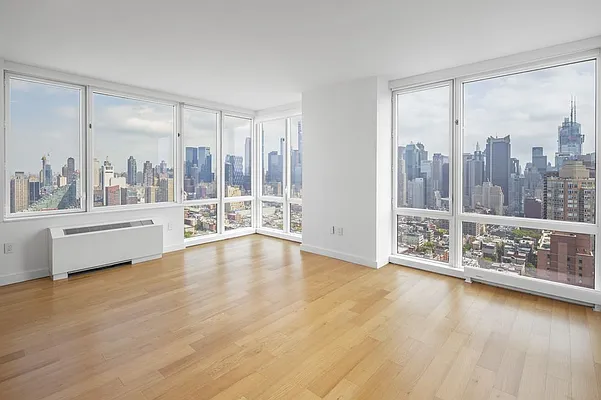 Rented by The Moinian Group | media 7