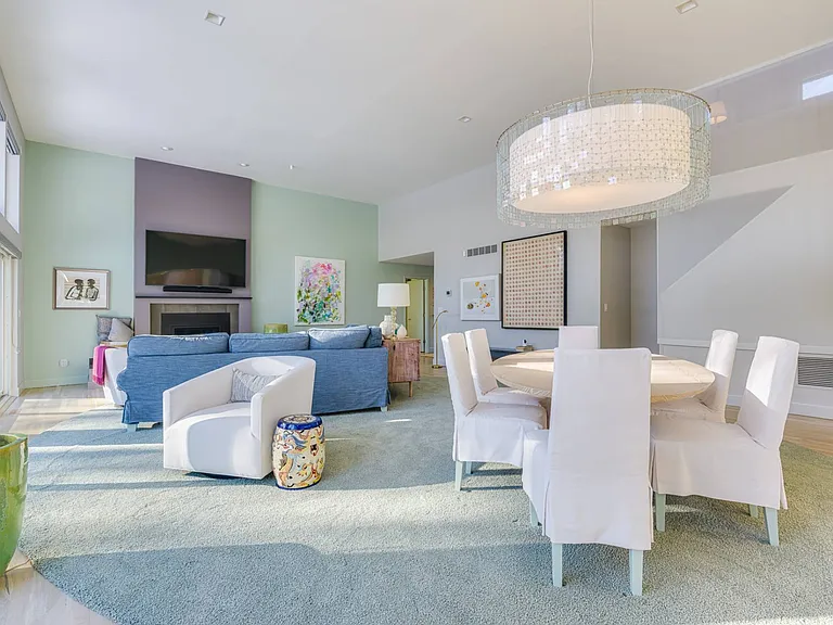4 Bayberry Ln — Photo 5