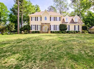 270 S Shore Dr, Newnan, GA 30263