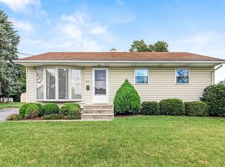 901 Buttonwood Pl, Harrisburg, PA 17109