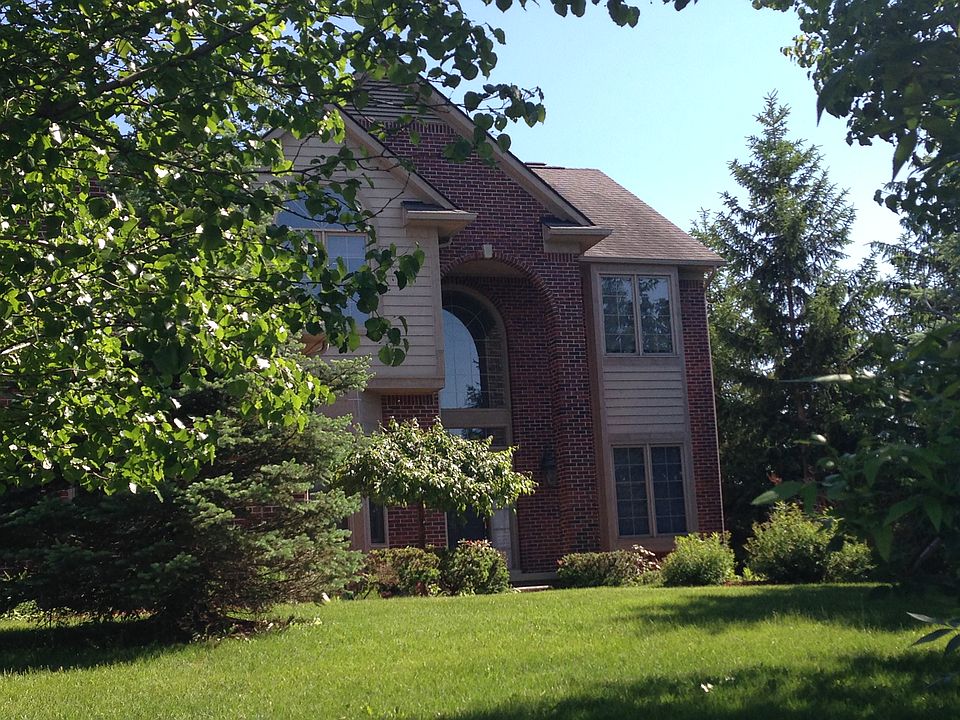 1st image of 39387 Lilly Ct