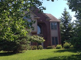 39387 Lilly Ct, Farmington Hills, MI 48331