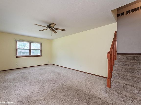 4th image of 1301 W Detroit Ave