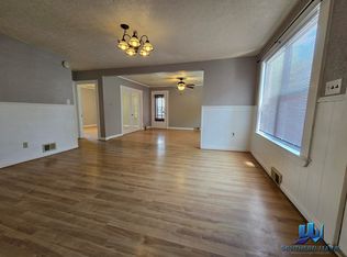 69 Warren Ave #1, Lewiston, ME 04240