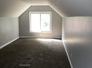 22416 Downing St, Saint Clair Shores, MI 48080