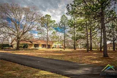3rd image of 15866 County Road 440