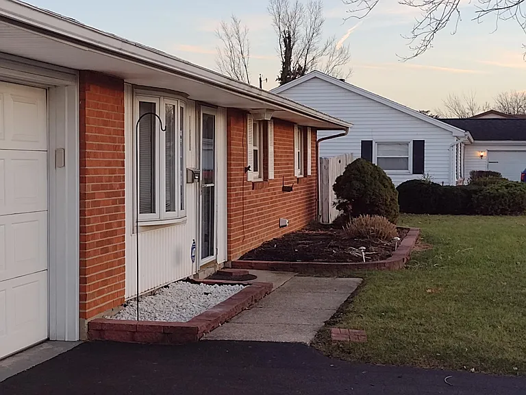 11848 Knollsprings Ct — Photo 13