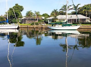 2007 Michigan Ave NE, Saint Petersburg, FL 33703