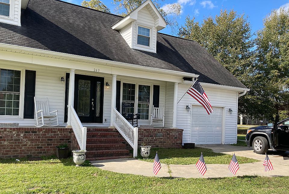 243 Gourdin St, Greeleyville, SC 29056 Zillow