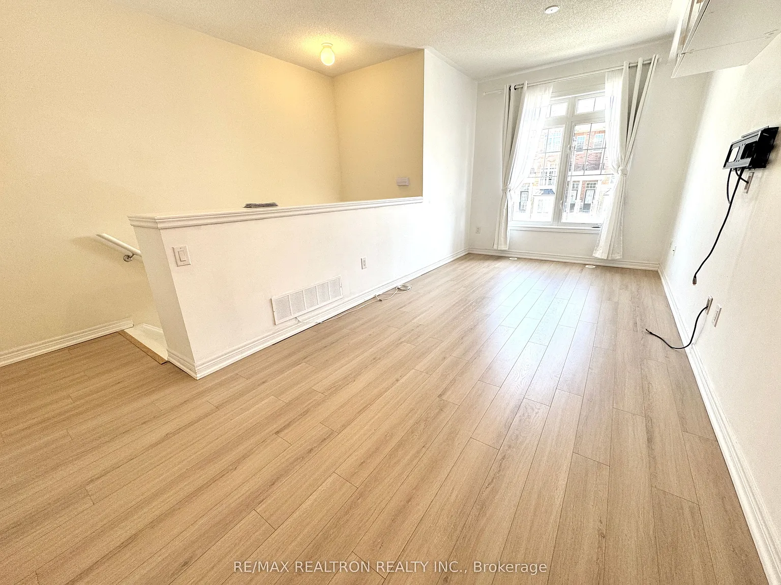3 bed, $3,200 — Photo 3