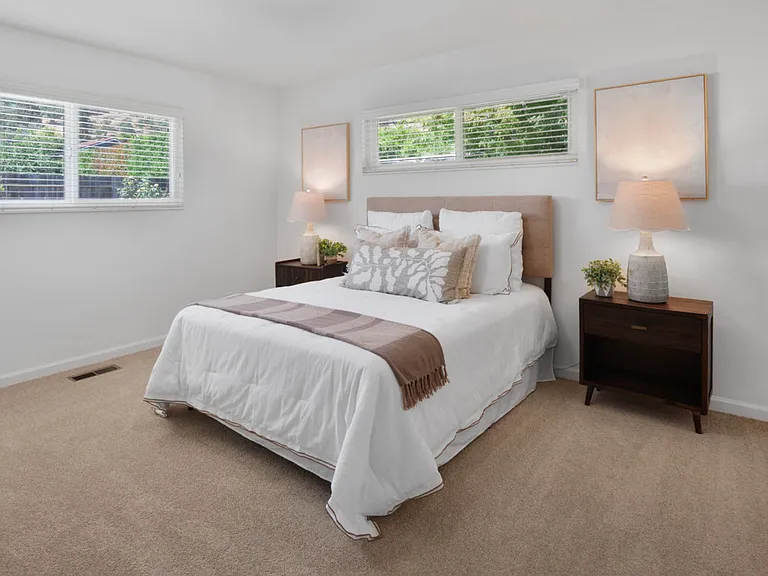 335 Heidi Dr — Photo 4
