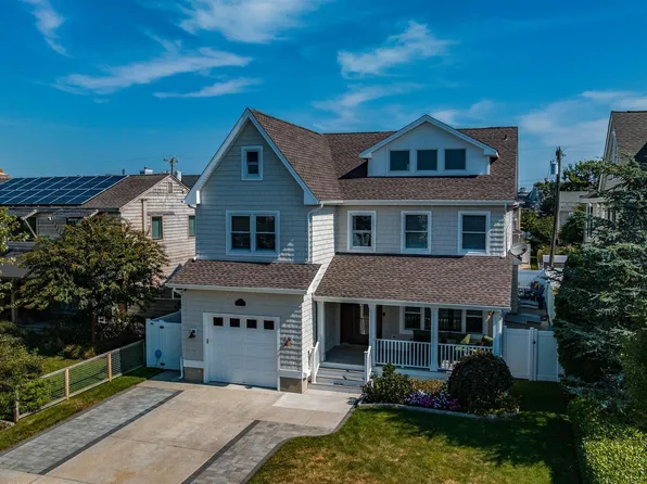 71 Spruce Rd, Ocean City, NJ 08226