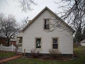 1st image of 1254 Chestnut St