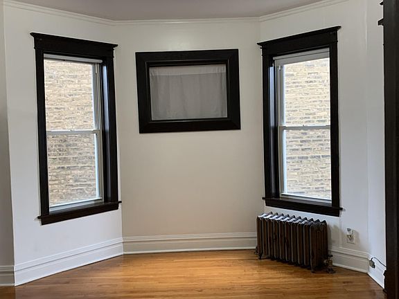 4th image of 1415 W Gregory St #1