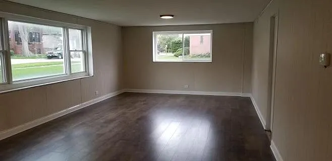 8923 Southview Ave #1S — Photo 6