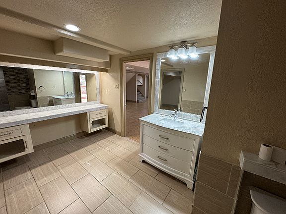 5th image of 1738 Hadbury Ln