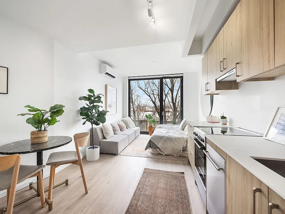 12 Halsey St #731