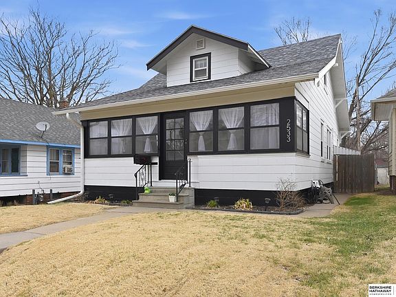 3rd image of 2533 N 49th St