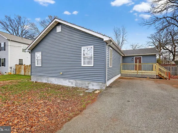 305 Oakwood Rd, Edgewater, MD 21037