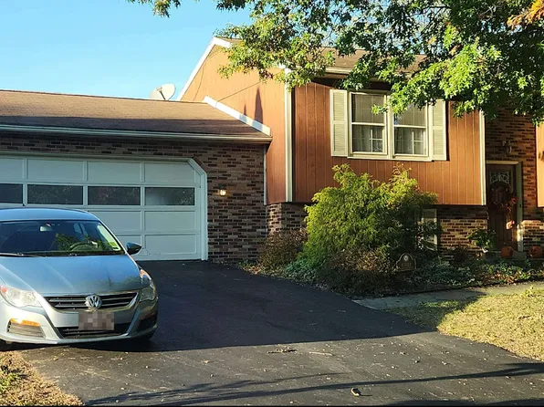 17610 Forest Glen Cir, Hagerstown, MD 21740