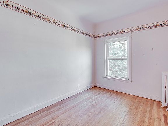 5th image of 5711 S. Blackstone Ave #3