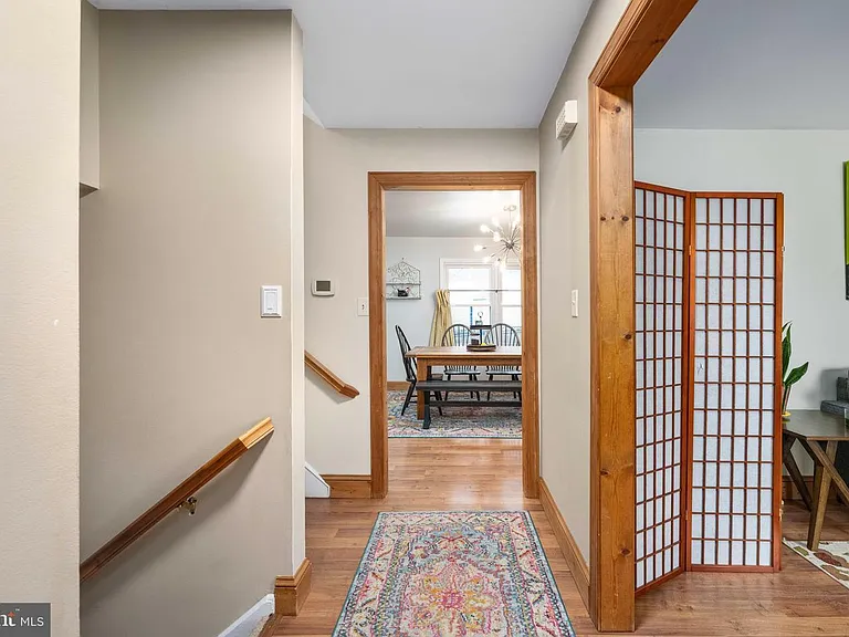 1705 Sherwood Dr — Photo 6