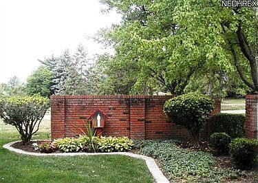 4th image of 756 Spafford Oval