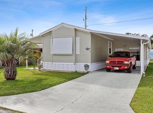 6929 Lum Dr, Zephyrhills, FL 33542