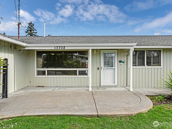 4th image of 13708 10th Avenue S