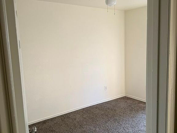 3rd image of 7903 Leigh Ann Dr