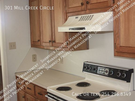 5th image of 301 Mill Creek Cir