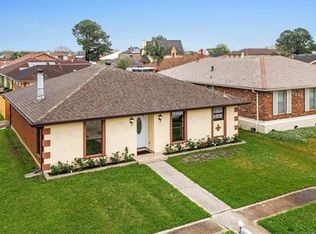 7241 W Renaissance Ct, New Orleans, LA 70128