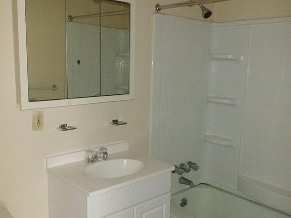 2nd image of 66 Atlantic St #102