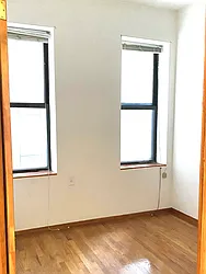Rented by Haute Residences 