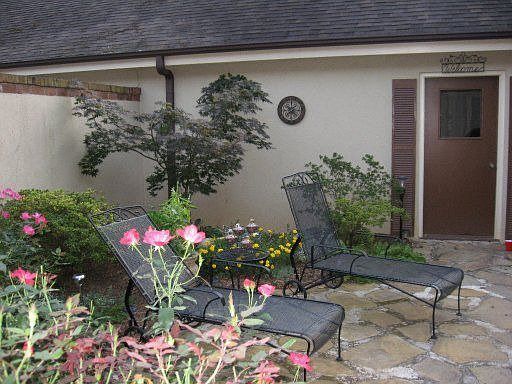4th image of 913 Westcourt Dr