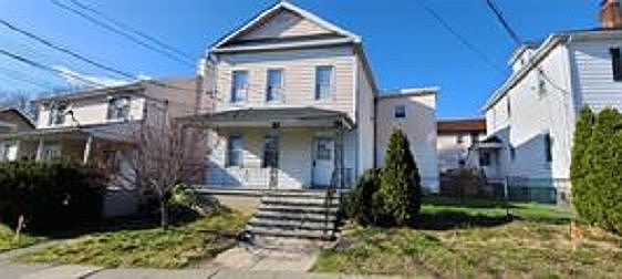 1st image of 26 Ann St #1B