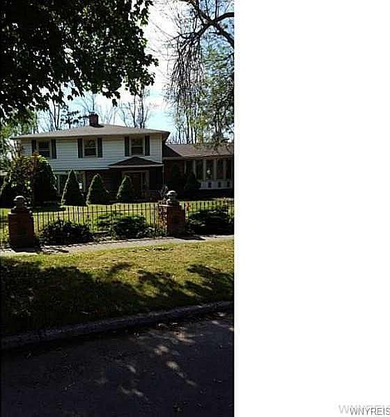 1st image of 305 Bellingham Dr
