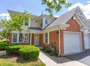 287 Green Knoll Ln UNIT 287, Streamwood, IL 60107