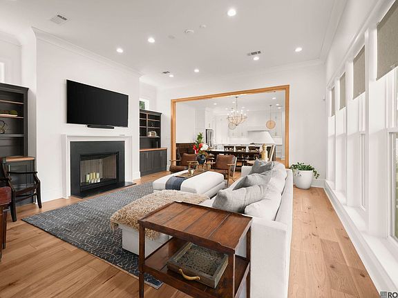 4th image of 1406 Letitia St